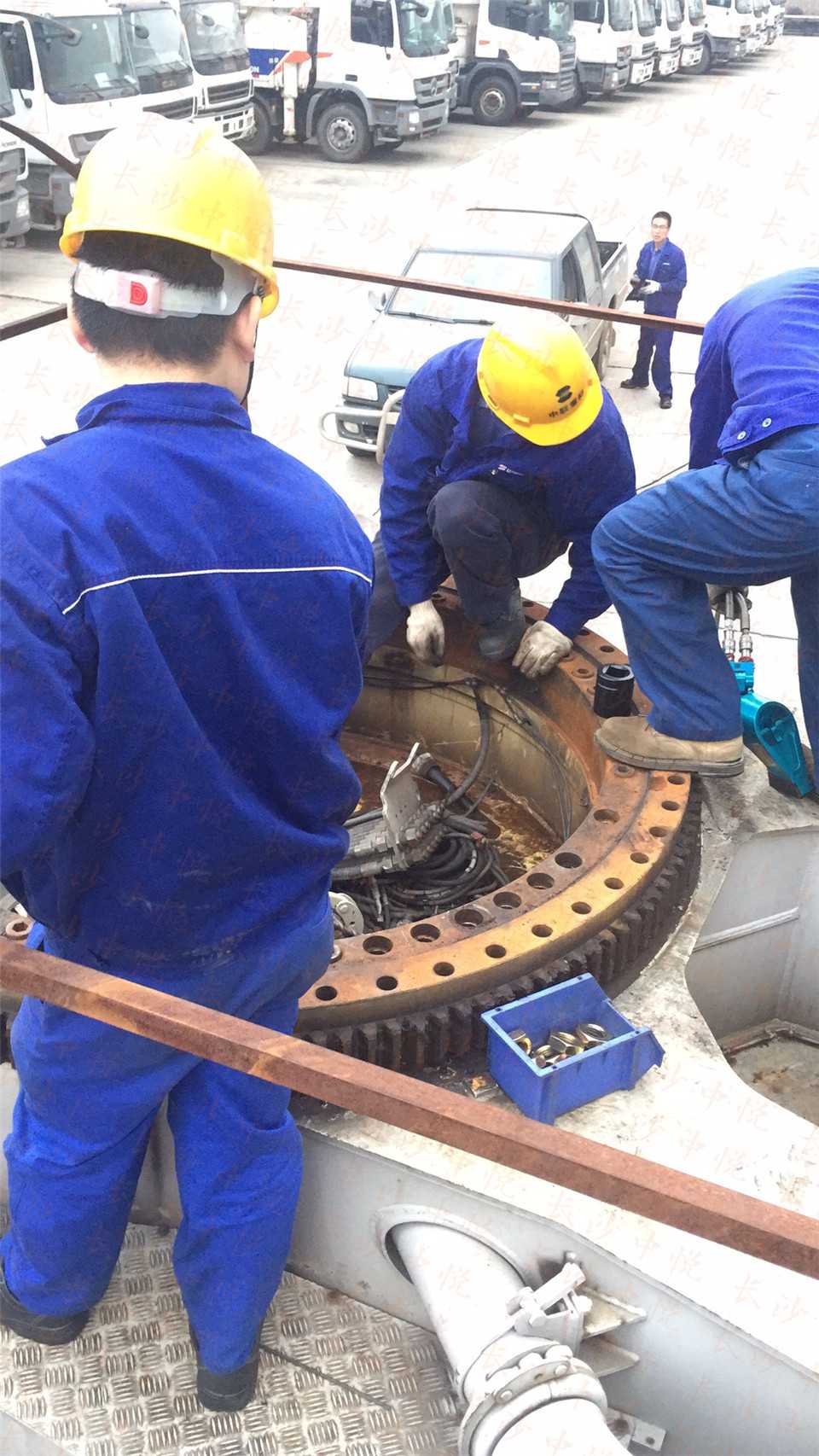 中联混凝土泵车(图1)